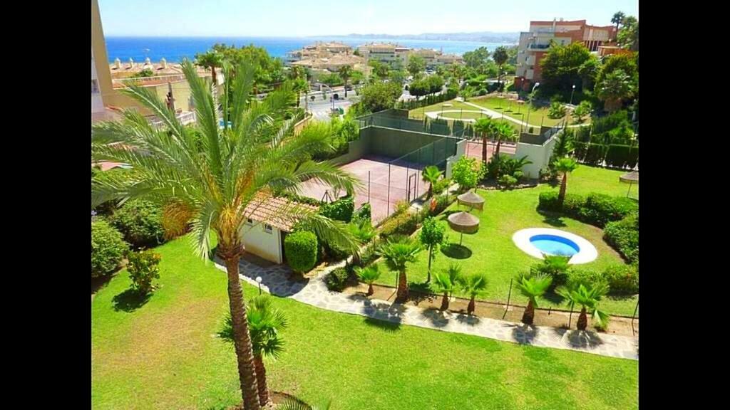 Seaview Apartment With Great Amenities & Facilities Benalmádena Exterior foto